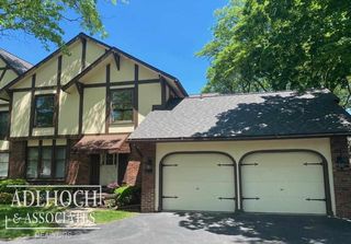 1706 Vernier Rd, Grosse Pointe, MI 48236