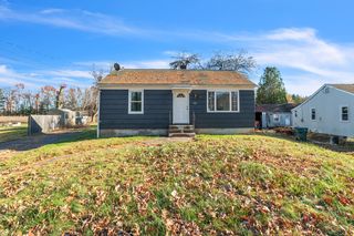 152 Cottage Road, Enfield, CT 06082