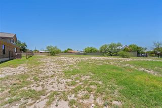 Dennis 34, Del Rio, TX 78840