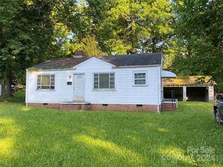 813 N  Woodland Dr, Lancaster, SC 29720