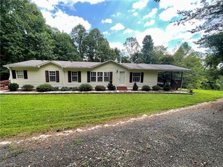 311 Frasier Fir Ln, Elkin, NC 27017