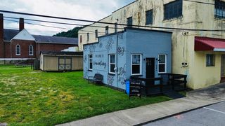 244 Main St, Vanceburg, KY 41179