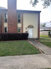 1413 Bonanza Rd #413, Houston, TX 77062