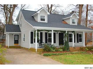 421 Holly Dr, Mount Holly, NC 28120