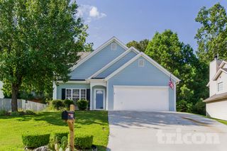 201 Saint Charles Ave, Dallas, GA 30157