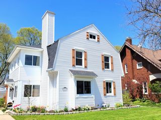 1618 Niles Ave, Saint Joseph, MI 49085