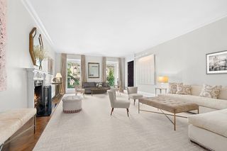 4 E  72nd St #4A, New York, NY 10021