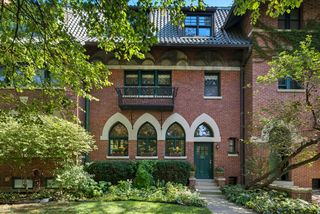 5611 S  Kenwood Ave, Chicago, IL 60637