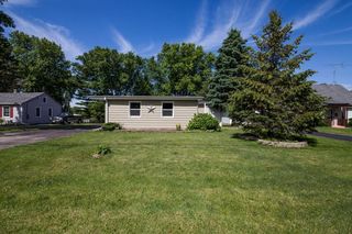 1422 N  2nd St, Watertown, WI 53098
