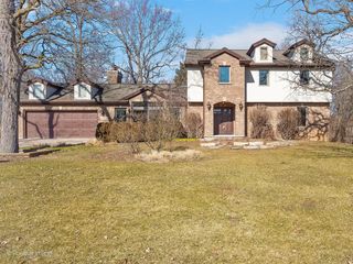28W546 Mack Rd, West Chicago, IL 60185