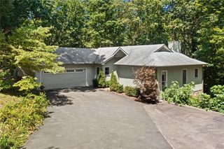24 Sharptop Ridge Rd, Jasper, GA 30143