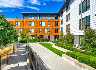 747 Hanami Ln   NE #24, Bainbridge Island, WA 98110