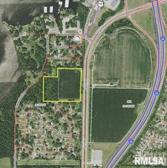 Palm Rd, Chatham, IL 62629