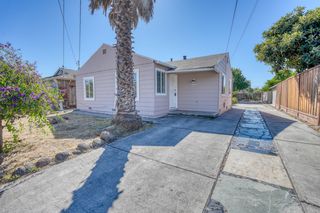1245 Laurel Ave, East Palo Alto, CA 94303