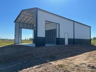 22099 Sattler Rd, Winnie, TX 77665