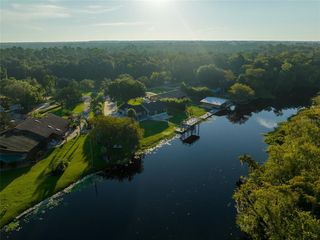 290 Candy Ln, Deland, FL 32720
