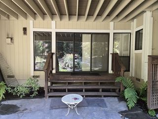 18389 Jayhawk Dr, Penn Valley, CA 95946