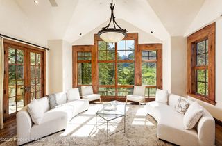 388 Exhibition Ln, Aspen, CO 81611