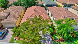 7036 Vivaldi Lane, Delray Beach, FL 33446