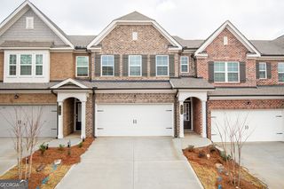 1092 Edwin Ln, Sugar Hill, GA 30518