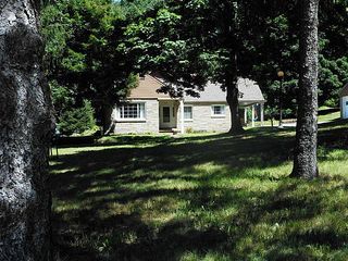 1018 Harmony Rd, Ambridge, PA 15003
