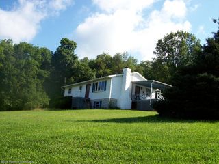 2170 Jackson Rd, Laceyville, PA 18623