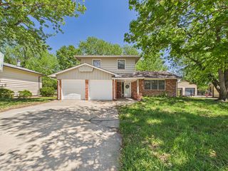 310 S  Colby St, Valley Center, KS 67147