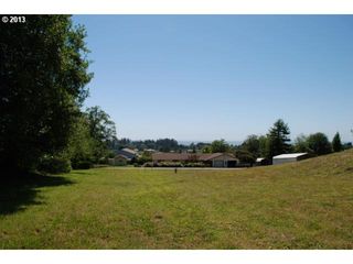 Pelican Bay Dr, Brookings, OR 97415