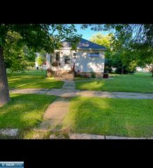 2606 6th Ave E, Hibbing, MN 55746