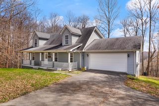 464 Cliffside Dr, Russell springs, KY 42642