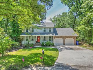 38 S  Hampton Dr, Charleston, SC 29407