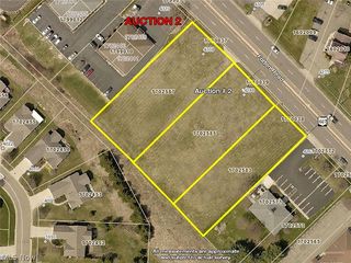 Fulton Dr NW, Canton, OH 44718