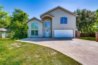 310 Archer Ave, Irving, TX 75061
