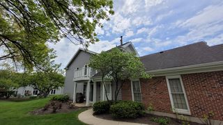1951 N  Stillwater Rd, Arlington Heights, IL 60004