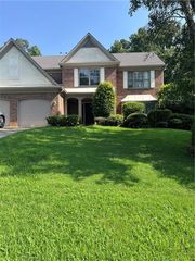 6435 Stapleford Ln, Johns Creek, GA 30097