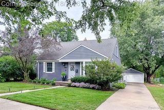 1617 Penistone St, Birmingham, MI 48009