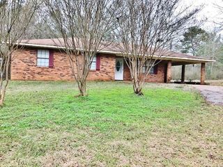 3180 Rayborn Rd, Jayess, MS 39641
