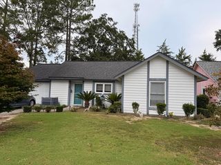 4 Andre Michaux Rd, Santee, SC 29142