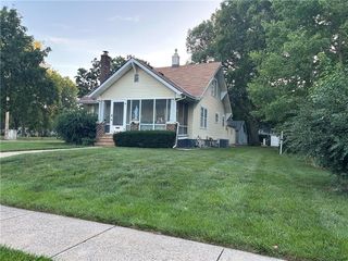 305 N  Pine St, Olathe, KS 66061