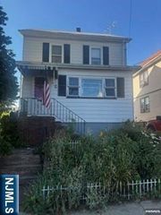 166 E  3rd St, Clifton, NJ 07011