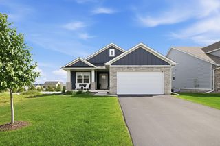 17854 Hamburg Ave, Lakeville, MN 55044