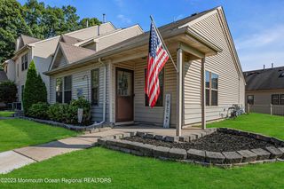 808 Ivy Court, Jackson, NJ 08527