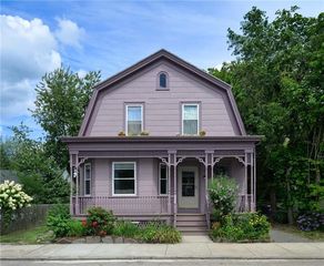 329 Glenwood Ave, Pawtucket, RI 02860