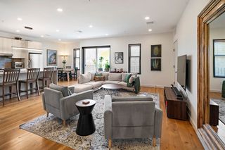 211 Condor St #8A, Boston, MA 02128