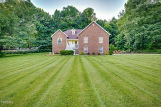 2323 Wynwood Dr, Jonesborough, TN 37659