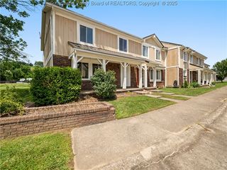 58 Teays Point, Saint Albans, WV 25177