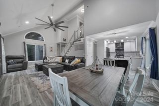 9119 Windjammer Dr, Tega Cay, SC 29708