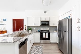 2700 Quantum Lakes Dr #100-207, Boynton Beach, FL 33426