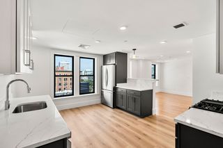 434 Massachusetts Ave #5-434-8, Cambridge, MA 02139