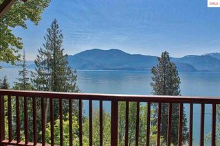 93 Blue Jay Dr, Sagle, ID 83860